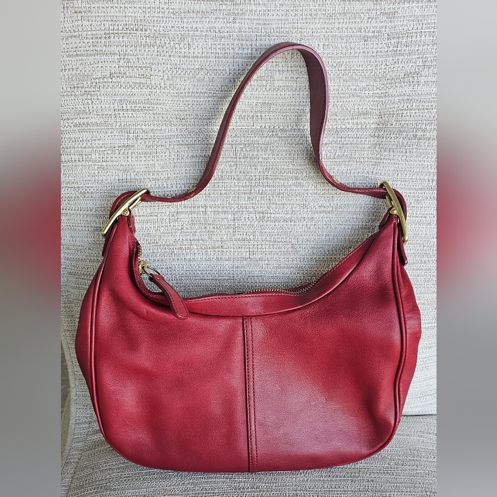 Coach leather shoulder bag